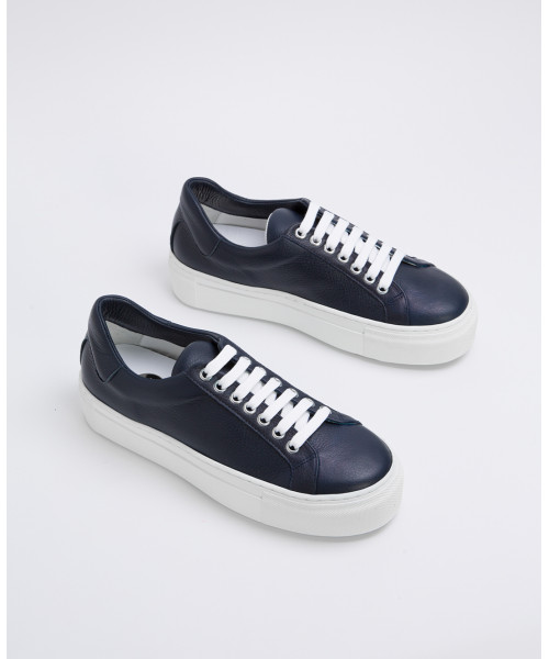 Navy leather platform sneakers